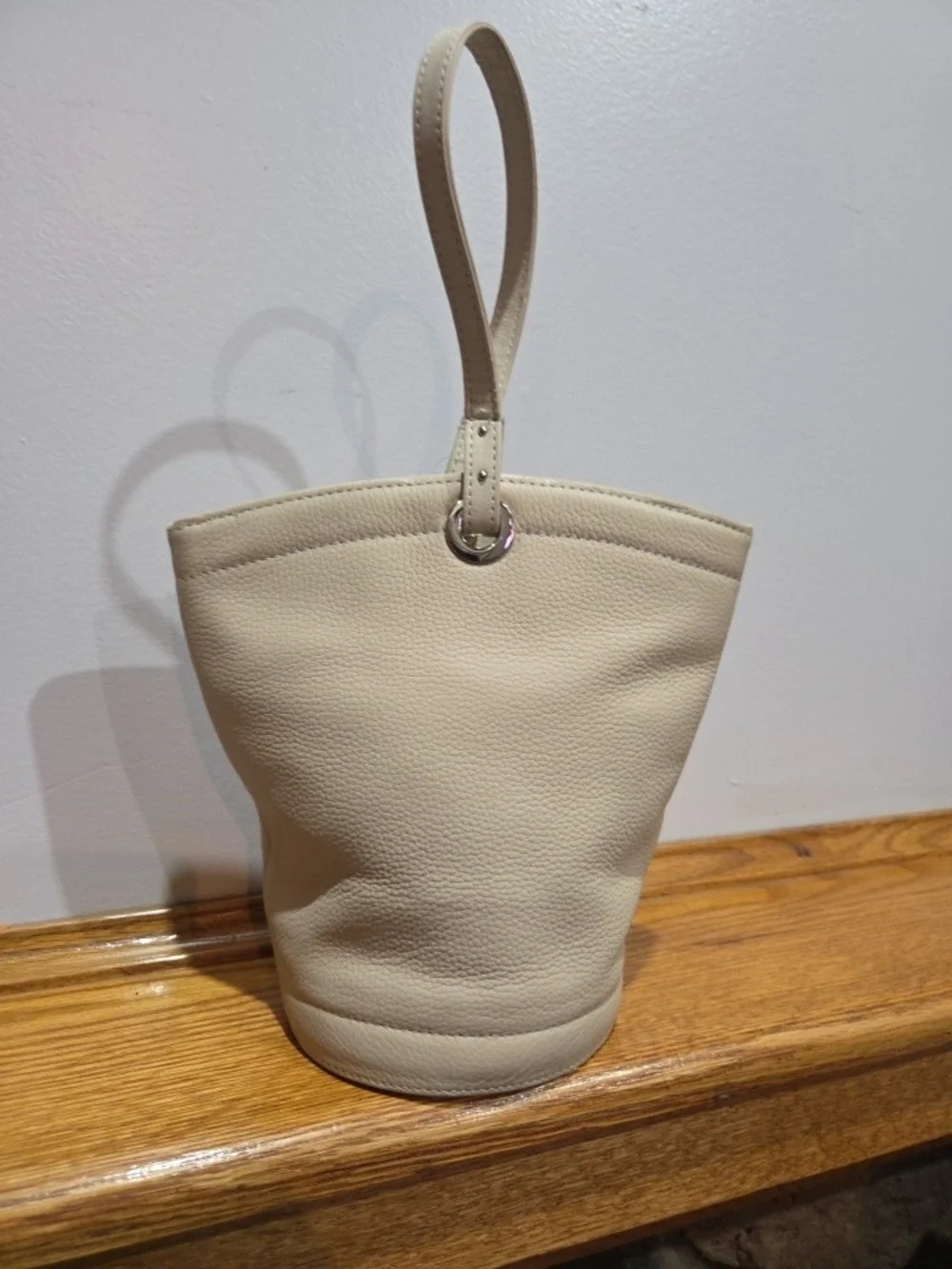 Wilsons Nude Pebble Bucket Purse New With Tag